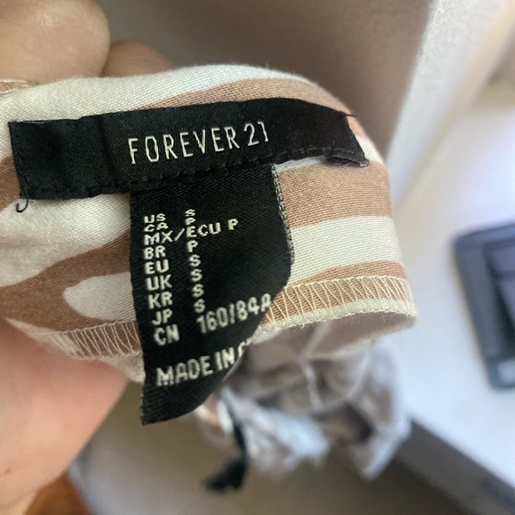 SOLD ON DEPOP Forever 21 zebra mini dress - Picture 5 of 5